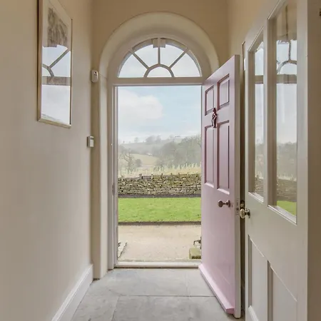 The Sanctuary By Birch Ferienhaus *