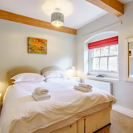 The Sanctuary By Birch * Broughton (North Yorkshire)